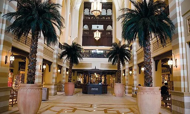 شقق البحار داون تاون دبي