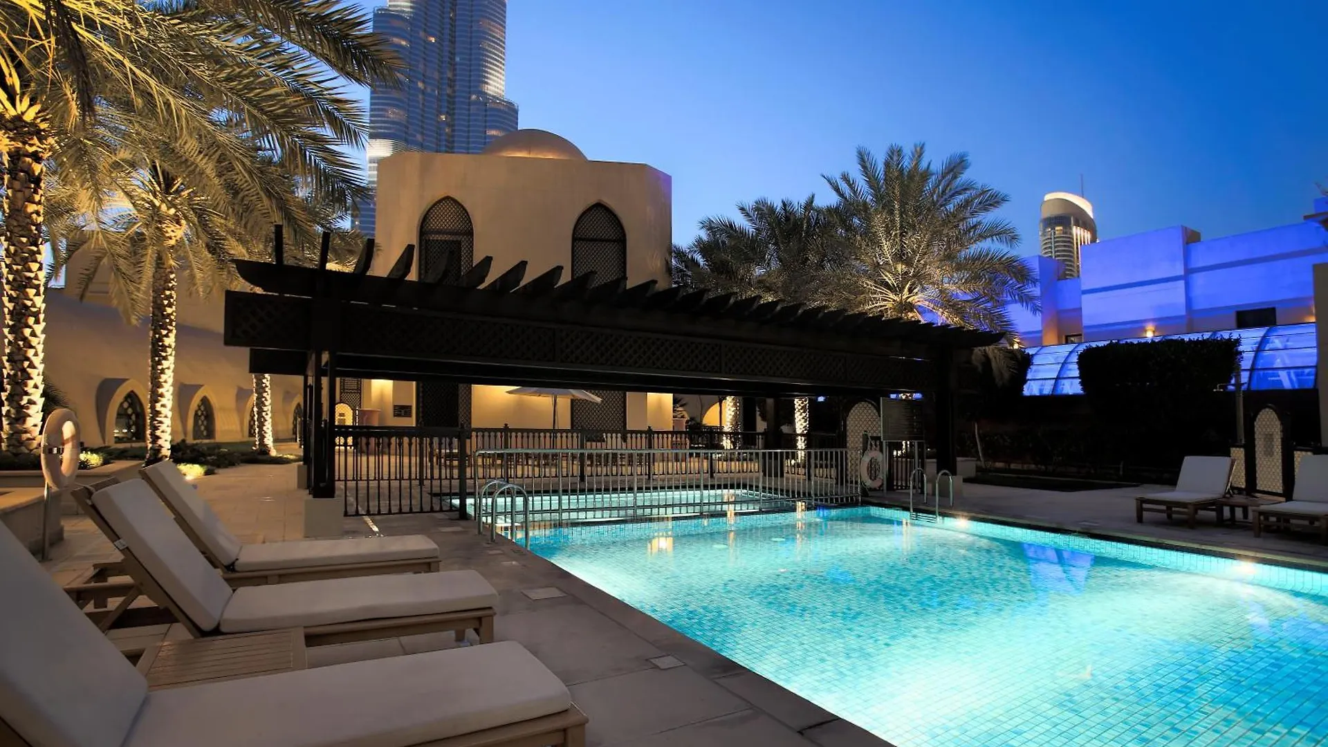 Downtown Al Bahar Apartments Dubai